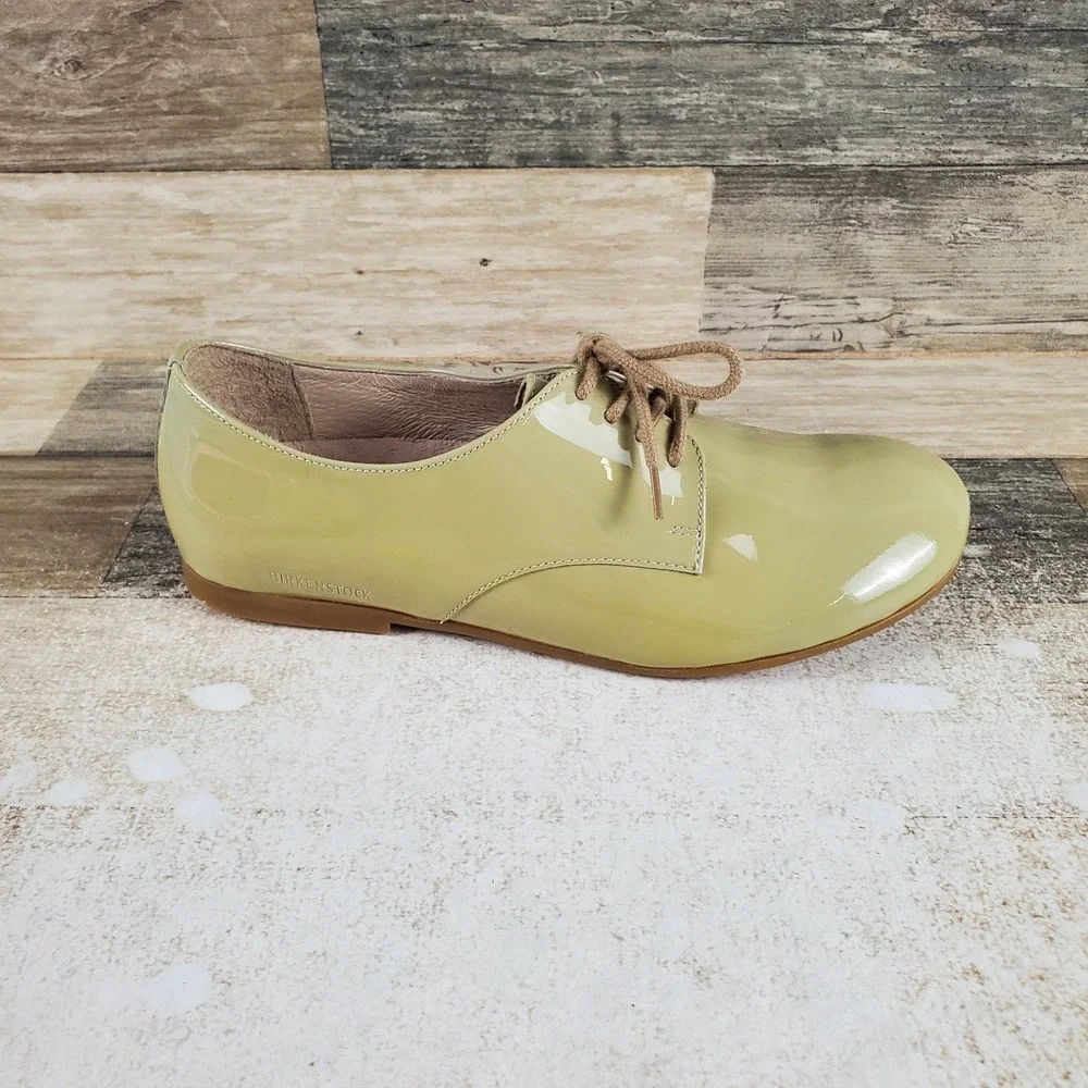 Birkenstock Saunders Womens Shoes Sz 6 Cloud Patent Leather Lace Up Oxfords